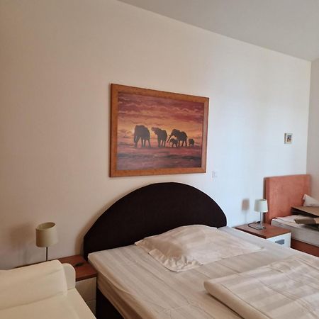 Blue Seagull - Seafront Holiday Home Novi Vinodolski Ngoại thất bức ảnh