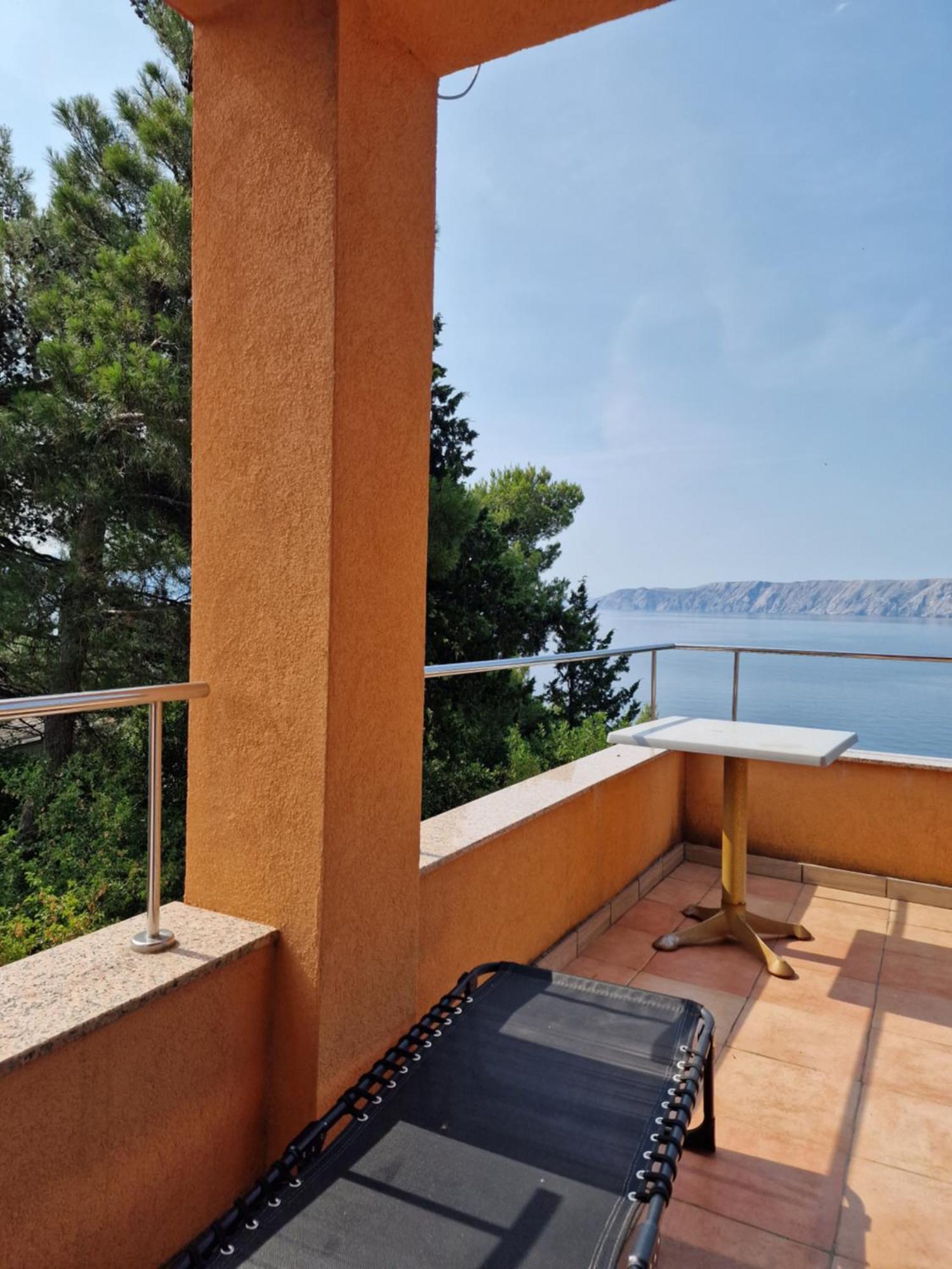 Blue Seagull - Seafront Holiday Home Novi Vinodolski Ngoại thất bức ảnh